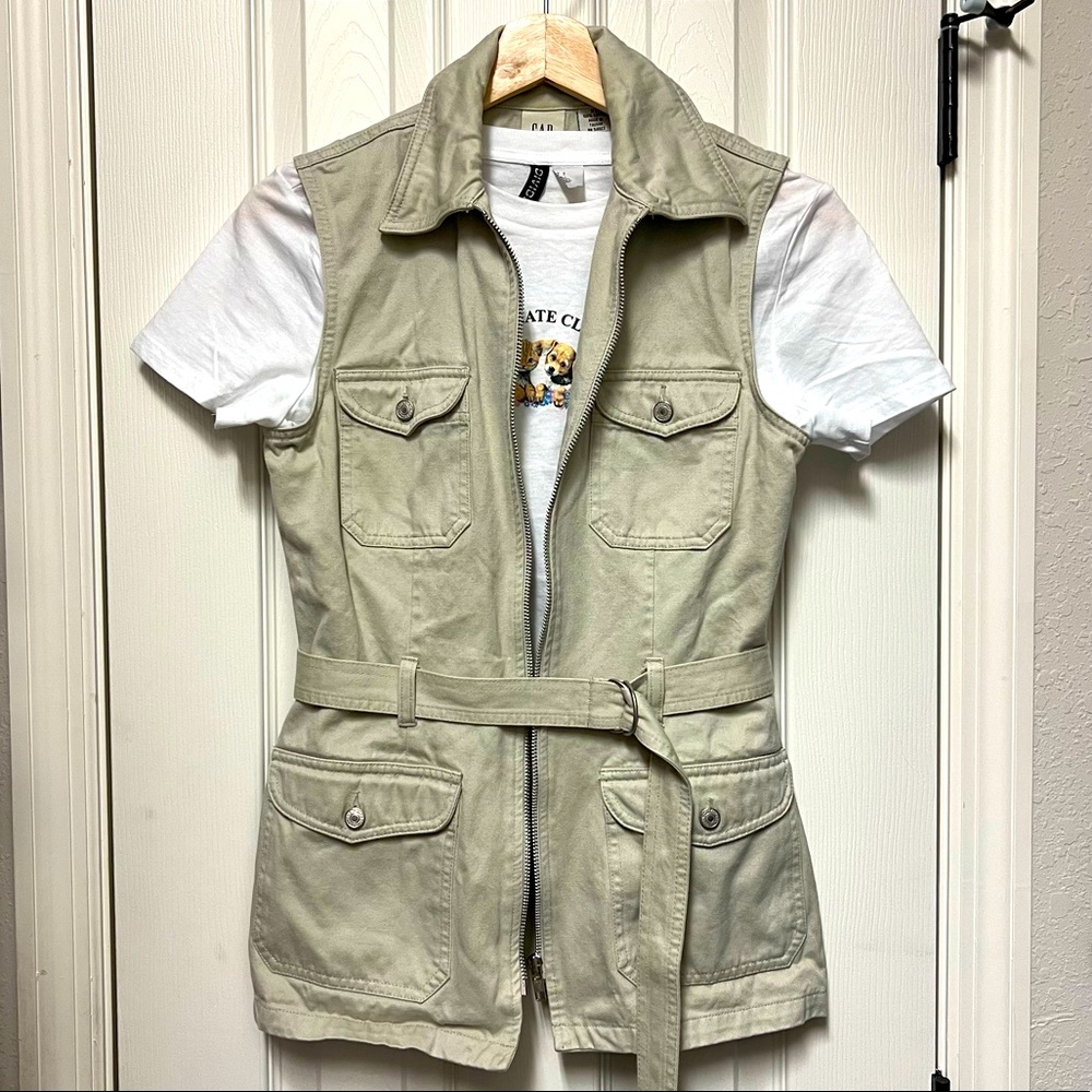 GAP vest - gray color